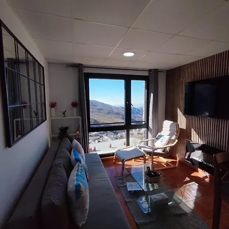 Monte Oiz Deluxe Apartment