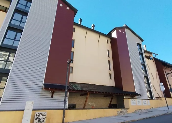 Monte Oiz Deluxe דירה