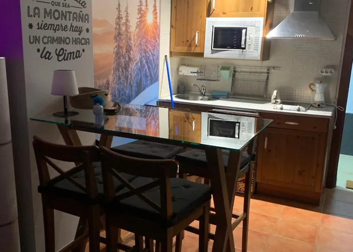 Monte Oiz Deluxe דירה